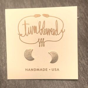 Brand new silver crescent moon earrings 🌙